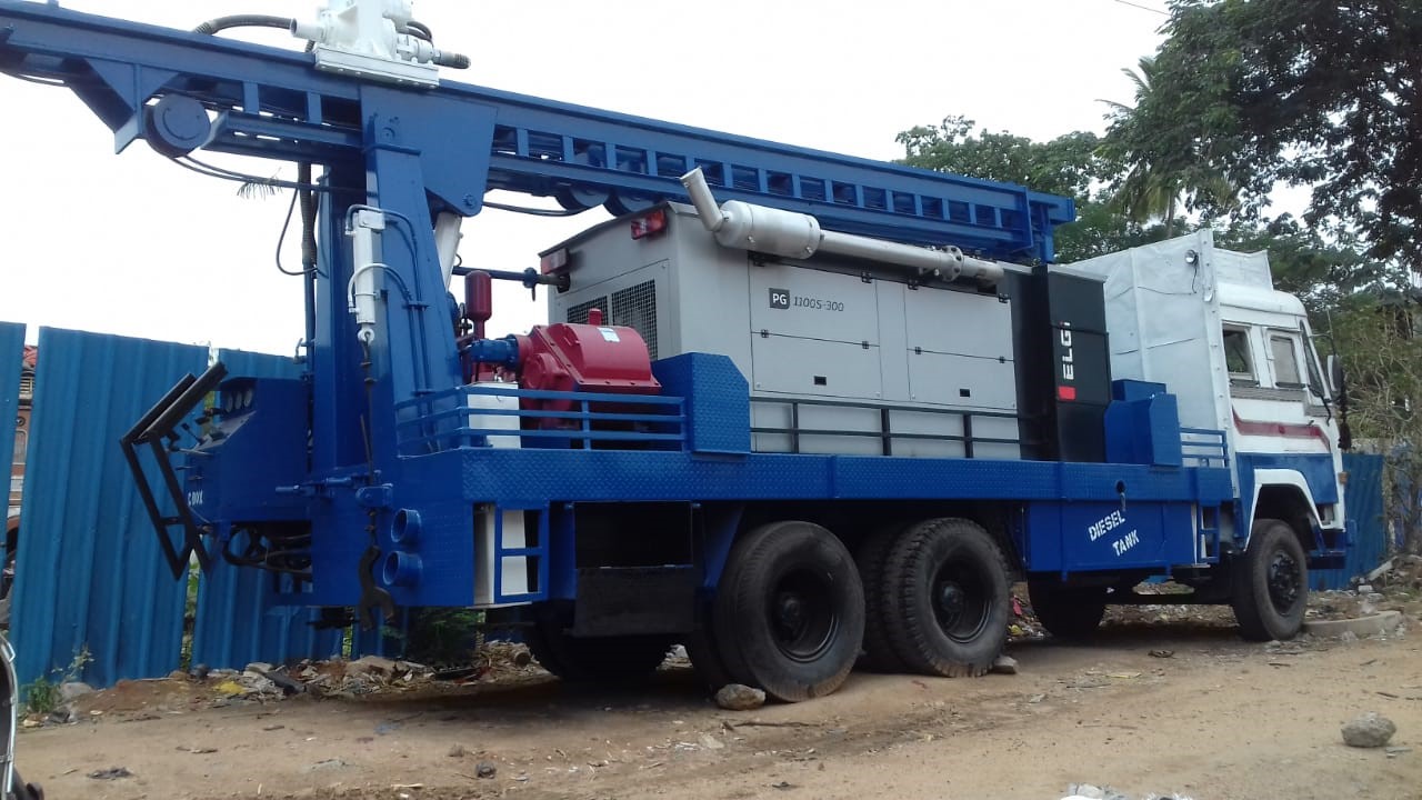 Refurbished water well drilling rigs